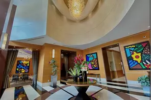 253 NE 2nd St, Miami, FL 33132 - Photo 3