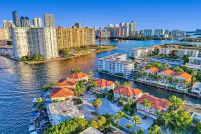 3942 NE 171st St #4A, North Miami Beach, FL 33160 - Photo 3