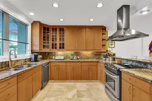 3942 NE 171 St, North Miami Beach, FL 33160 - Photo 15