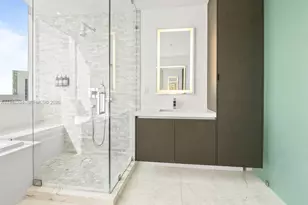 851 NE 1st Ave, Miami, FL 33132 - Photo 29