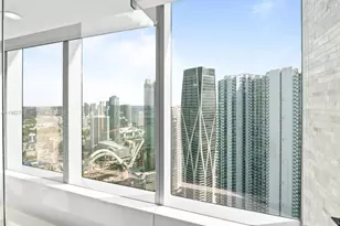 851 NE 1st Ave, Miami, FL 33132 - Photo 31