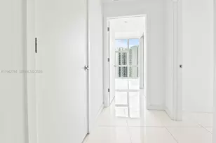 851 NE 1st Ave, Miami, FL 33132 - Photo 43