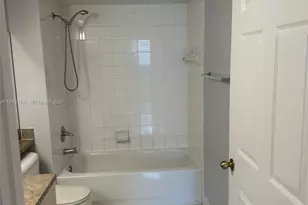 655 SW 111th Way, Pembroke Pines, FL 33025 - Photo 3