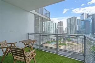 350 S Miami Ave, Miami, FL 33130 - Photo 5