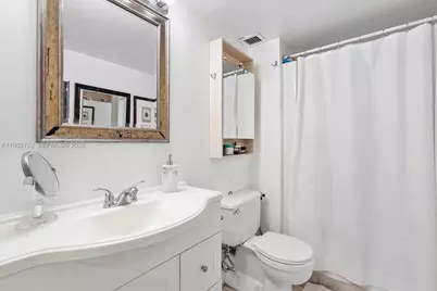 13499 Biscayne Blvd #406, North Miami, FL 33181 - Photo 9