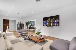 500 NE 51st St, Miami, FL 33137 - Photo 9