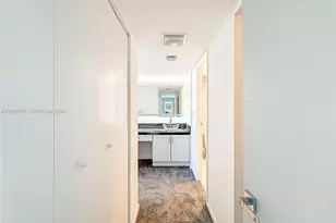 20301 W Country Club Dr, Aventura, FL 33180 - Photo 23