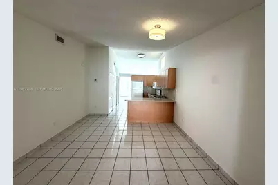 5740 W 21st Ct, Hialeah, FL 33016 - Photo 5