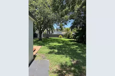 2415 Grant St, Hollywood, FL 33020 - Photo 23