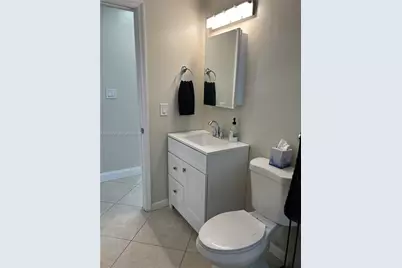 2415 Grant St, Hollywood, FL 33020 - Photo 19