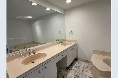 4000 Towerside Ter #1401, Miami, FL 33138 - Photo 17