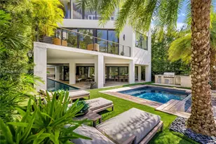 1755 Fairhaven Pl, Miami, FL 33133 - Photo 7