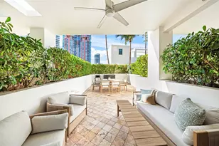 50 South Pointe Dr, Miami Beach, FL 33139 - Photo 1