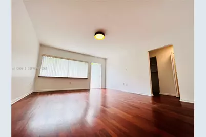 2033 Calais Dr #8, Miami Beach, FL 33141 - Photo 9