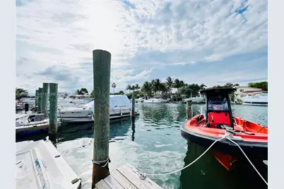 2033 Calais Dr #8, Miami Beach, FL 33141 - Photo 19