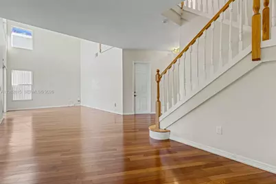 1560 Seagrape Way, Hollywood, FL 33019 - Photo 9