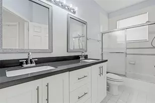 1560 Seagrape Way, Hollywood, FL 33019 - Photo 19