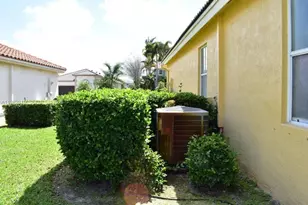16319 SW 11th St, Pembroke Pines, FL 33027 - Photo 29