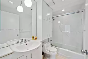 201 Crandon Blvd, Key Biscayne, FL 33149 - Photo 15