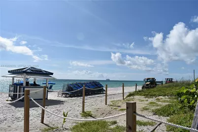 6365 Collins Ave #2106, Miami Beach, FL 33141 - Photo 5