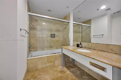 1395 Brickell Ave #3404, Miami, FL 33131 - Photo 21