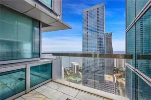 1395 Brickell Ave, Miami, FL 33131 - Photo 5