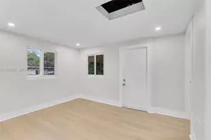 1521 NW 51st St, Miami, FL 33142 - Photo 13