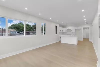1521 NW 51st St, Miami, FL 33142 - Photo 11