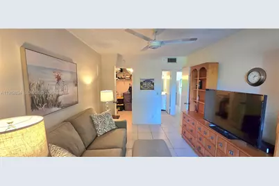 3037 Newport H #3037, Deerfield Beach, FL 33442 - Photo 15