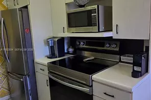 3037 Newport H, Deerfield Beach, FL 33442 - Photo 11