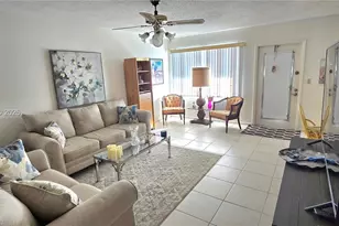 3037 Newport H, Deerfield Beach, FL 33442 - Photo 5