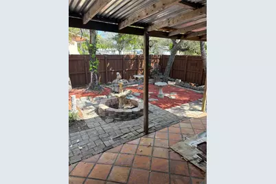 729 NE 2nd Ct, Hallandale Beach, FL 33009 - Photo 23