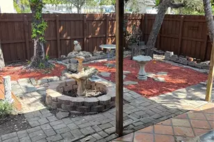 729 NE 2nd Ct, Hallandale Beach, FL 33009 - Photo 23