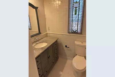 729 NE 2nd Ct, Hallandale Beach, FL 33009 - Photo 21