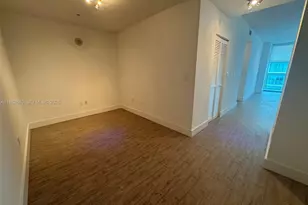 79 SW 12th St, Miami, FL 33130 - Photo 3