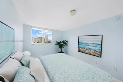 1688 West Ave #801, Miami Beach, FL 33139 - Photo 15