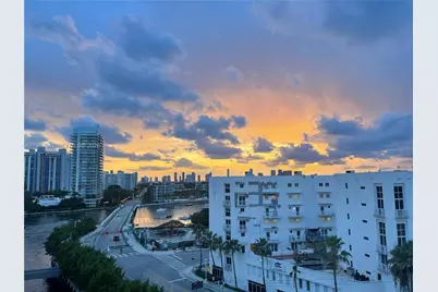 1688 West Ave #801, Miami Beach, FL 33139 - Photo 31