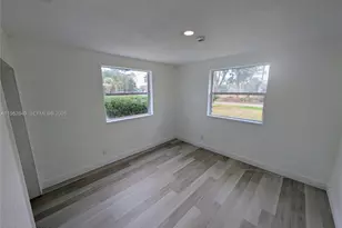 1454 Ribault Scenic Dr, Jacksonville, FL 32208 - Photo 11