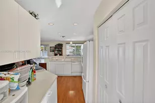 16419 Sapphire Pl, Weston, FL 33331 - Photo 11