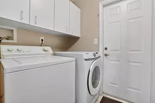 16419 Sapphire Pl, Weston, FL 33331 - Photo 17