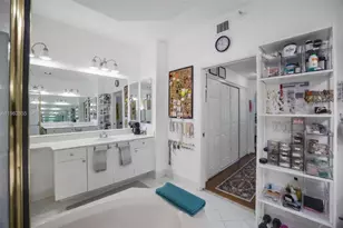 10720 NW 66th St, Doral, FL 33178 - Photo 47