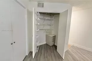 250 E 60th St, Hialeah, FL 33013 - Photo 25