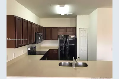 230 NW 109th Ave #111, Miami, FL 33172 - Photo 3