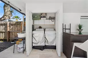 1040 SW 66th Ave, Pembroke Pines, FL 33023 - Photo 15