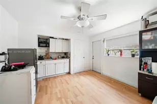 1040 SW 66th Ave, Pembroke Pines, FL 33023 - Photo 27