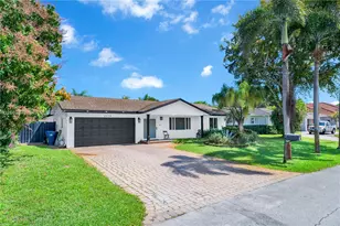 2616 NW 7th Ave, Wilton Manors, FL 33311 - Photo 3