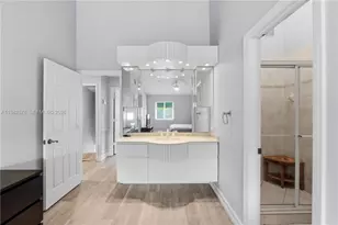 2445 NE 14th St, Pompano Beach, FL 33062 - Photo 19