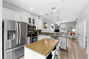 2445 NE 14th St, Pompano Beach, FL 33062 - Photo 9