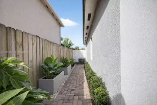 22547 SW 102nd Path, Cutler Bay, FL 33190 - Photo 25