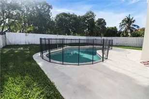 652 NW 133rd Dr, Plantation, FL 33325 - Photo 29